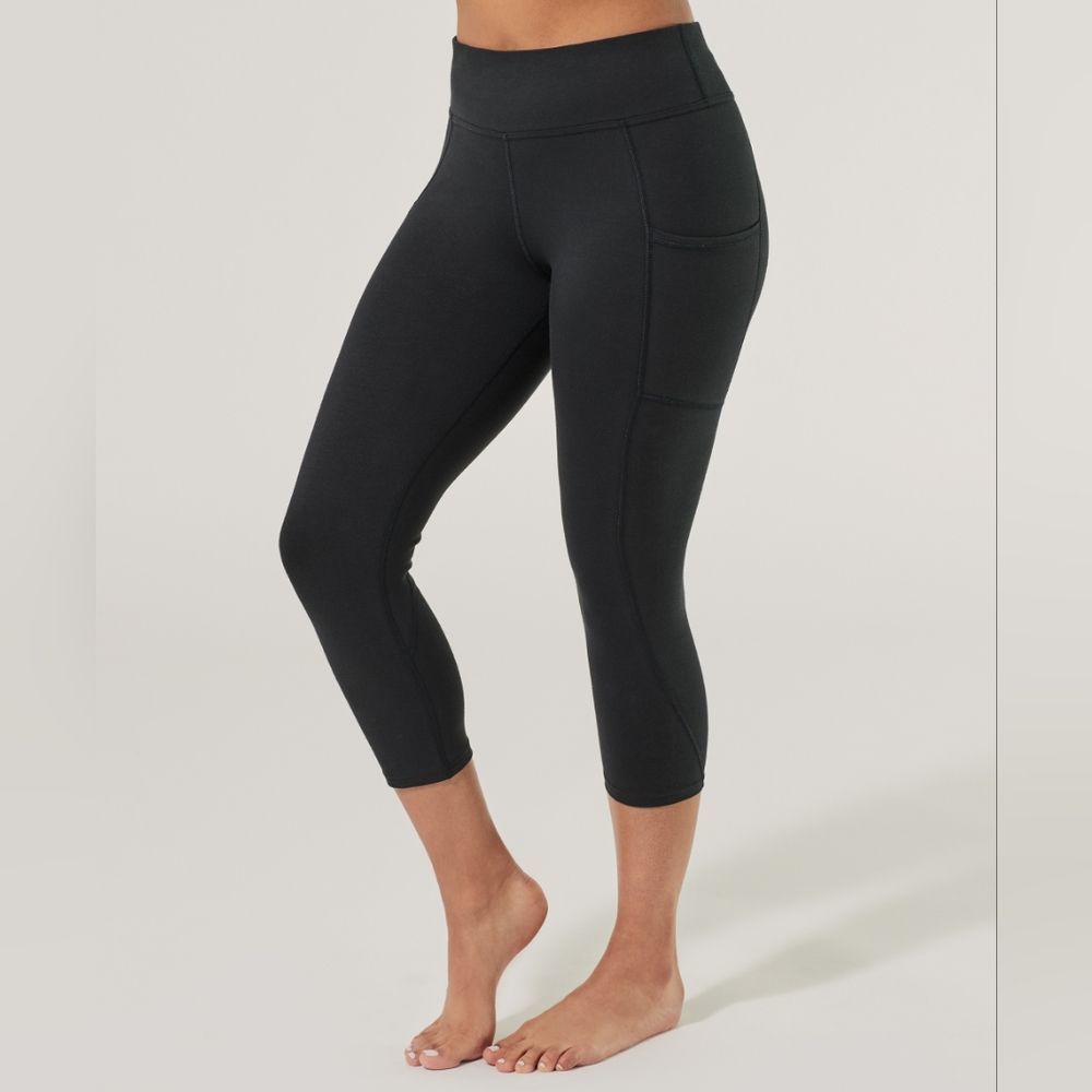 NWT Pact Pureactive Cropped Pocket Leggings Black Size Small